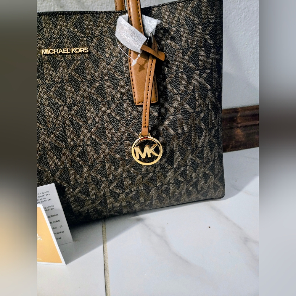 New! Michael Kors Emilia Medium Logo Tote Bag - Brown/Acorn" 358 - Picture 9 of 16